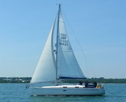 Solent Bareboat Yacht Charter