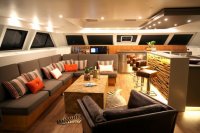 Luxury catamaran OPEN OCEAN - Saloon
