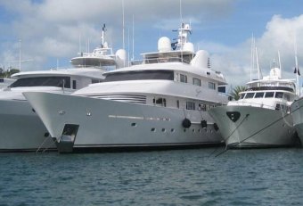Caribbean motor Yacht Charters