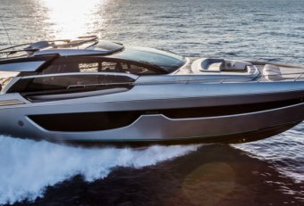 Motor Yachts Manufacturers